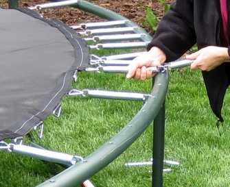 how to setup a trampoline