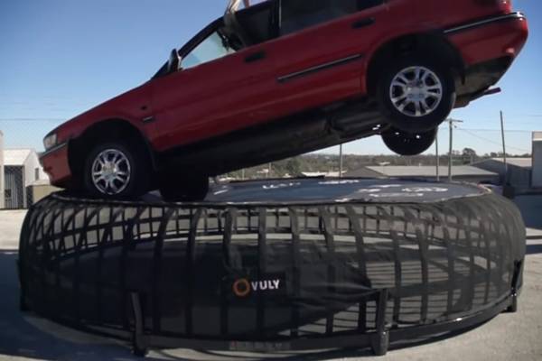 heavy-weight-capacity-trampoline-featured-gettrampoline.com