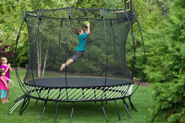 how-much-space-you-need-for-a-trampoline