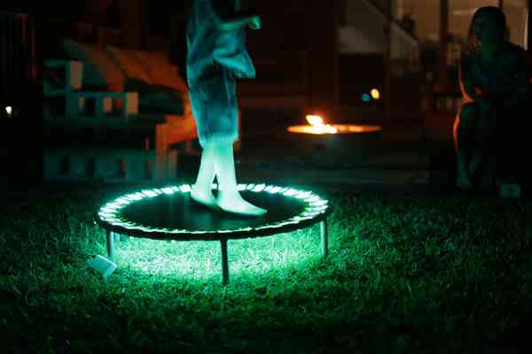 trampoline-lights-fun-in-the-dark-with-a -light-up-trampoline