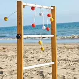 Beach Ladder Game