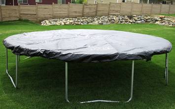 How-to-Cover-Trampoline-for-Winter