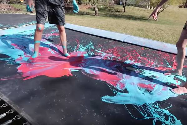 How-to-Paint-a-Trampoline