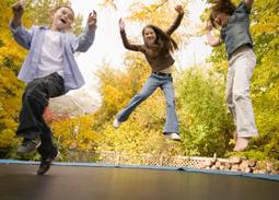 Choosing-a-Trampoline-for-Your-Family